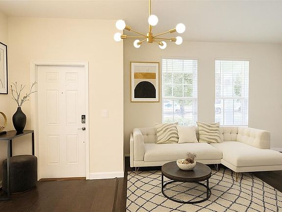 5th image of 15216 Chapter Way