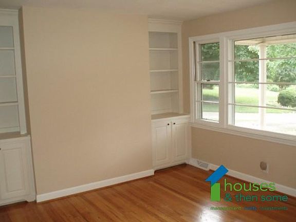5th image of 105 Fairfax Dr