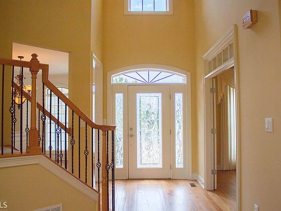 4th image of 800 Stafford Ct