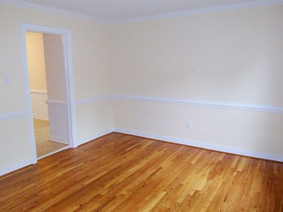 5th image of 11400 N Wedgemont Dr