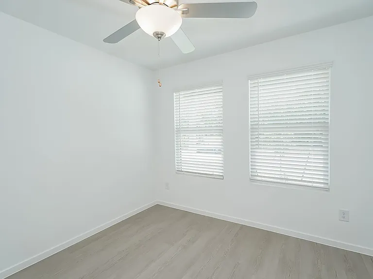 2736 River Knoll Ln — Photo 15