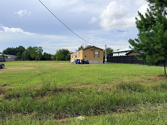 4th image of 1875 County Road 3545