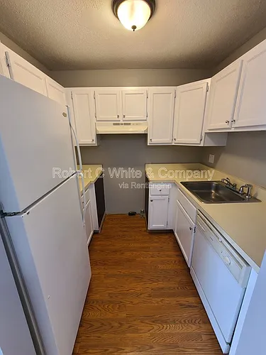 279 Redstone Hill Rd #44 Photo 1