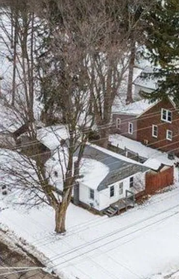 5864 S Martin Luther King Jr Blvd — Photo 2
