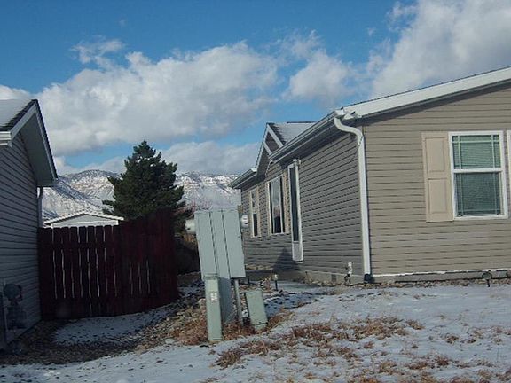 3rd image of 362 Mineral Springs Cir