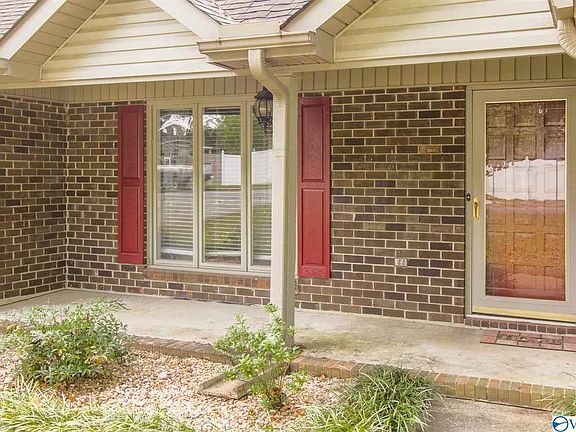 3rd image of 2103 Berwick Pl SW