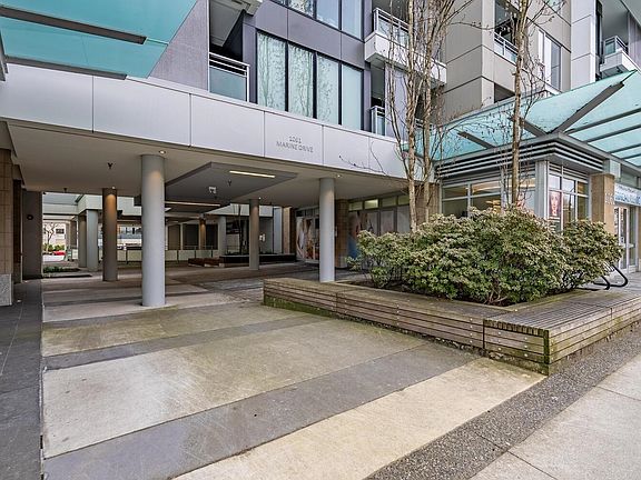 3rd image of 1061 Marine Dr #203