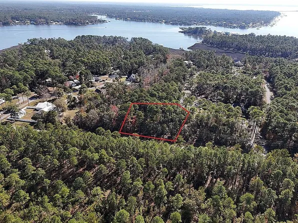 0 Cross Creek Cir, Freeport, FL 32439