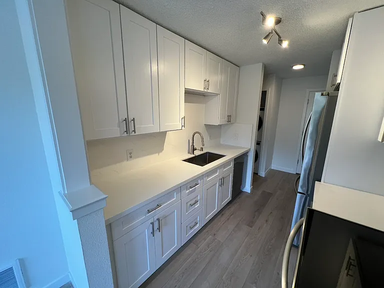 831 126th Pl NE #D306 — Photo 4