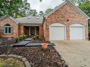 2 Magnifico Ln, Hot Springs Village, AR 71909