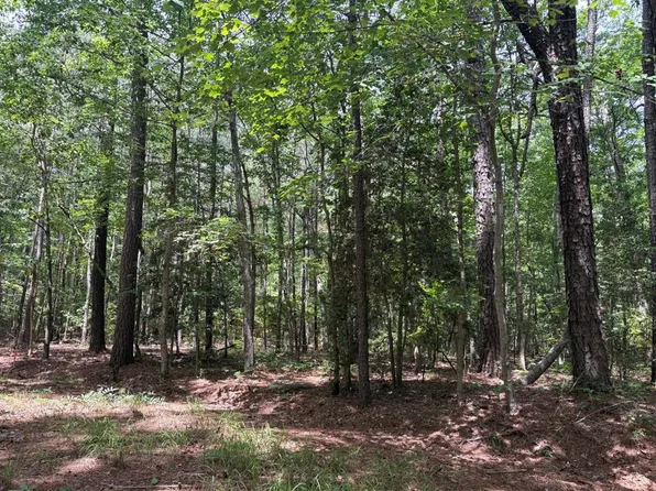 27 Stotsylvania Dr, Hague, VA 22469