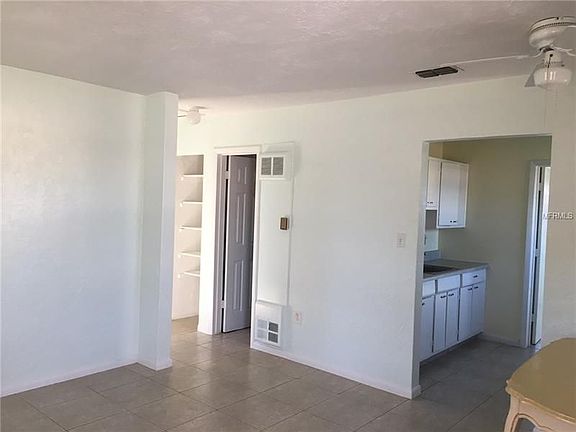 3rd image of 21242 Meehan Ave