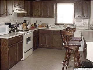 5th image of 7 Caldwell Dr