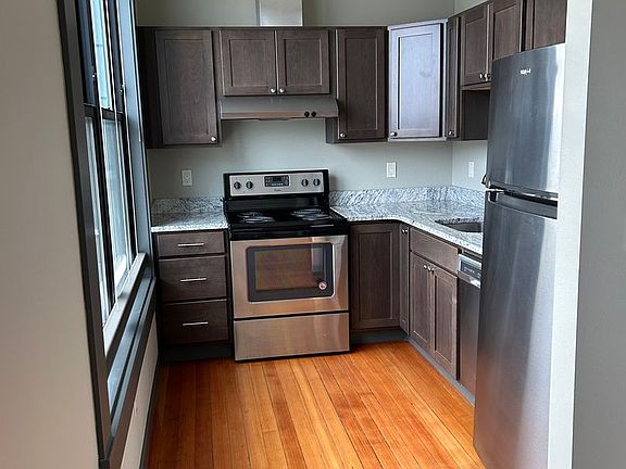 5th image of 105 S 1st St #208