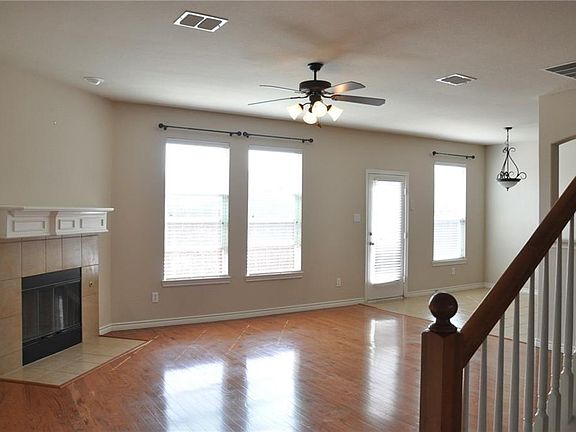 4th image of 2680 Safe Harbor Dr