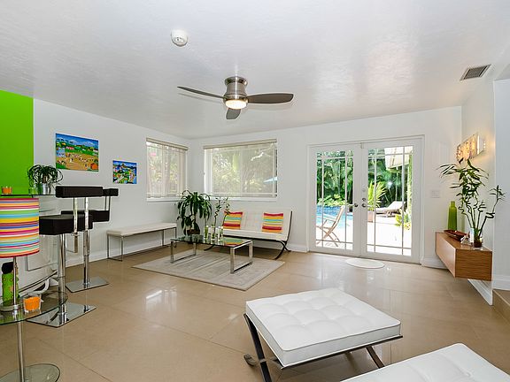 5th image of 2030 NE 29th Ct