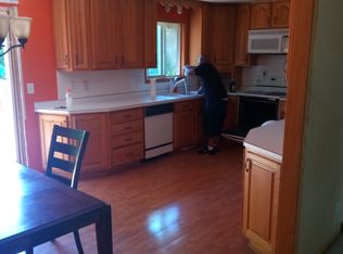 8420 Sumter Cir N, Brooklyn Park, MN 55445