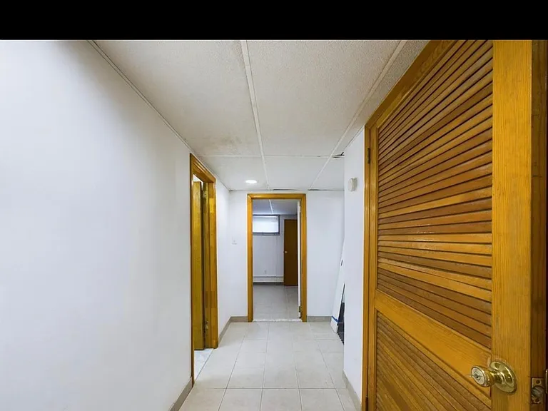 321 Durham Ave #1 — Photo 2