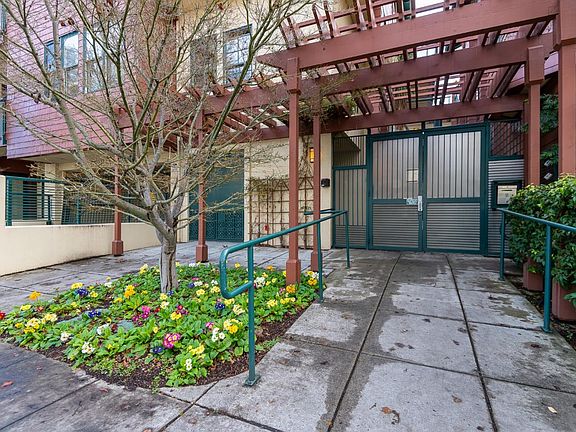 4th image of 435 Sheridan Ave APT 108