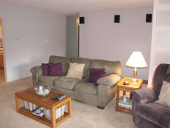 2nd image of 1212 Ebeling Dr