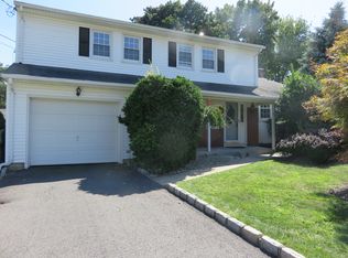 9 Augusta Ave, Edison, NJ 08820