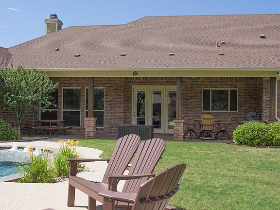 5th image of 200 Laurel Oaks Ln