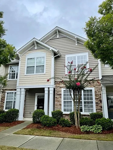 1032 Tabard Ln Photo 1