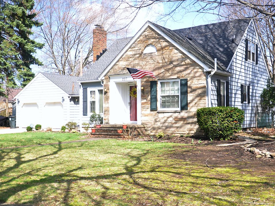1st image of 227 Kenwick Dr