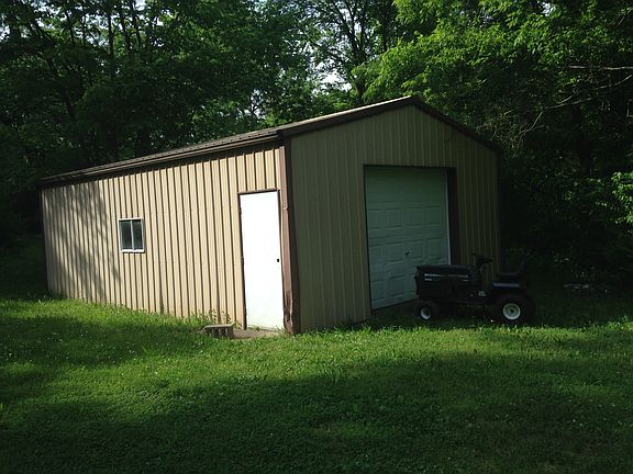 3rd image of 8610 Diehl Rd