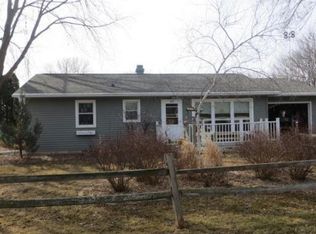 732 Lakeshore Dr, Fond Du Lac, WI 54937