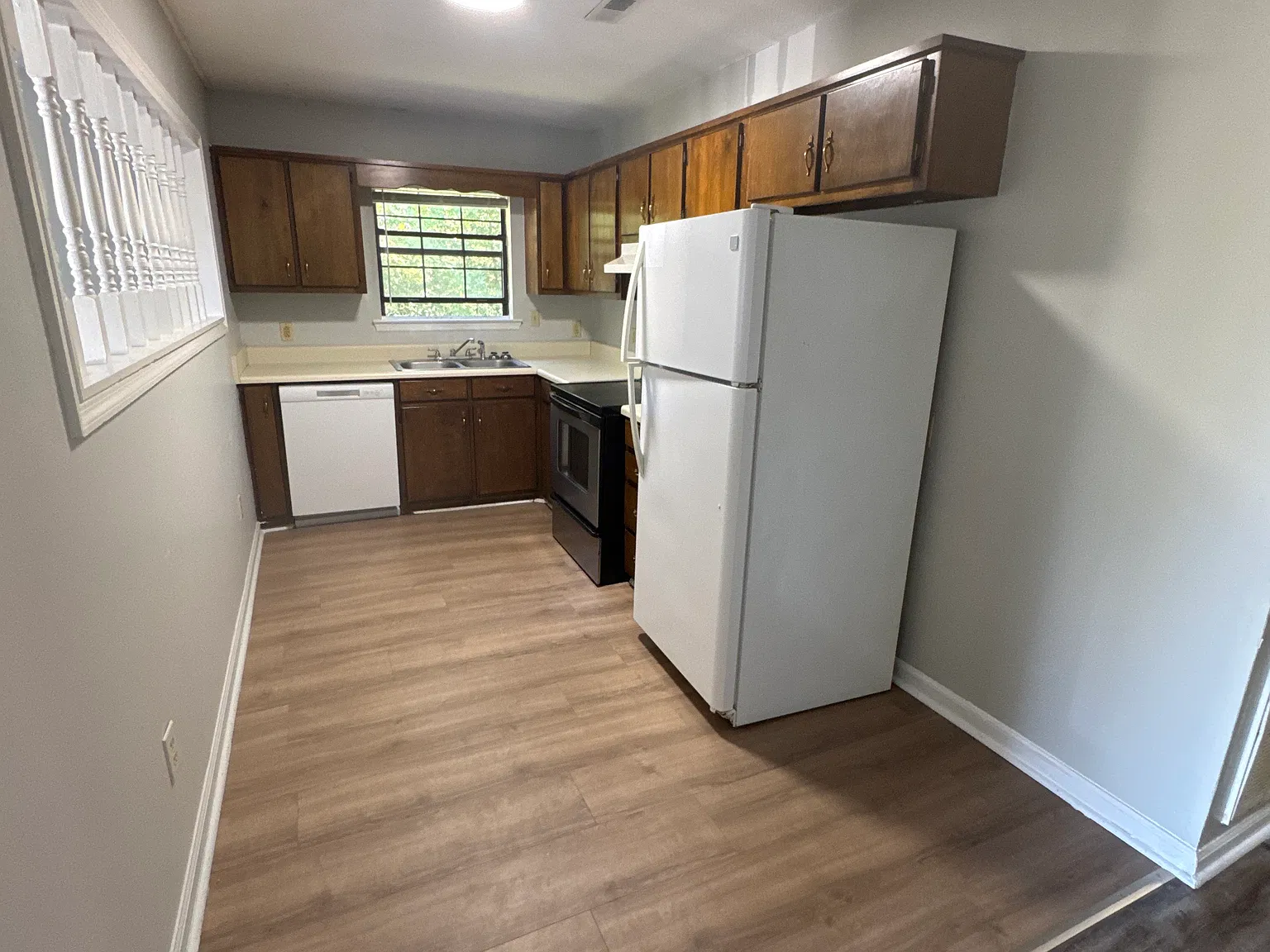 2 bed, 1081 sqft, $1,300 — Photo 4