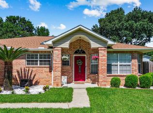4235 Crosswinds Dr, Milton, FL 32583