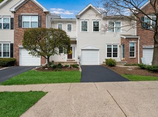 34 Heritage Hills Dr, Washington Crossing, PA