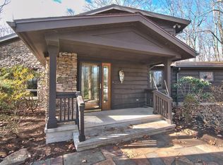 21 Hickory Rd, Dallas, PA 18612