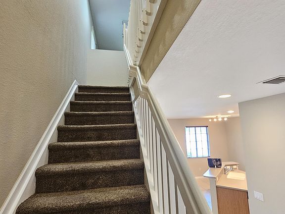 4th image of 2014 Marsh Harbour Dr #1