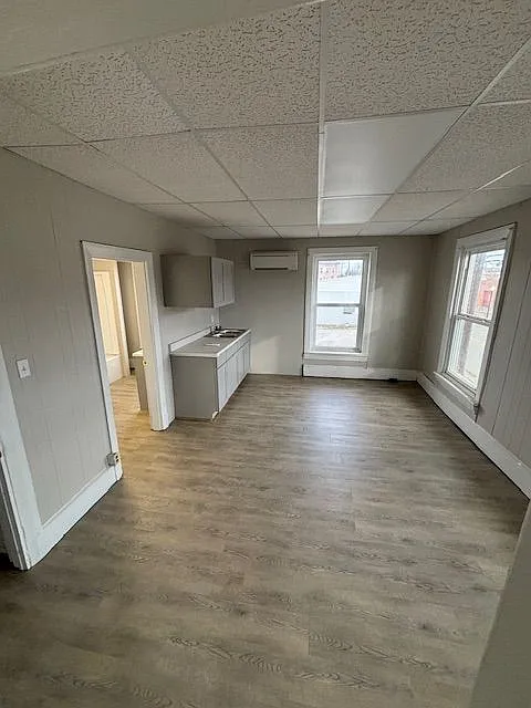 1 bed, 1.0 bath, 550 sqft, $800 — Photo 3