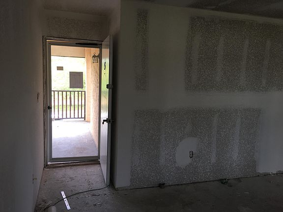 5th image of 225 Wright Pkwy #5