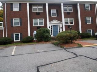 17 Sinai Cir APT C1, Chelmsford, MA 01824