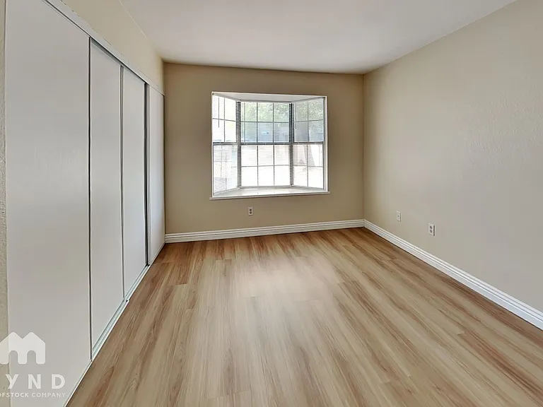 609 Spyglass Ln — Photo 15