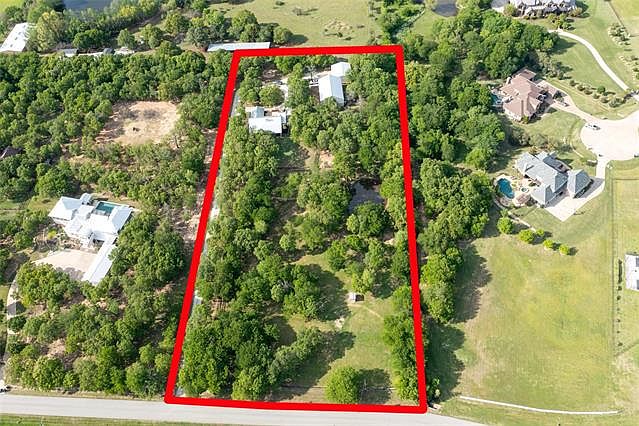 1st image of 387 Dove Creek Rd