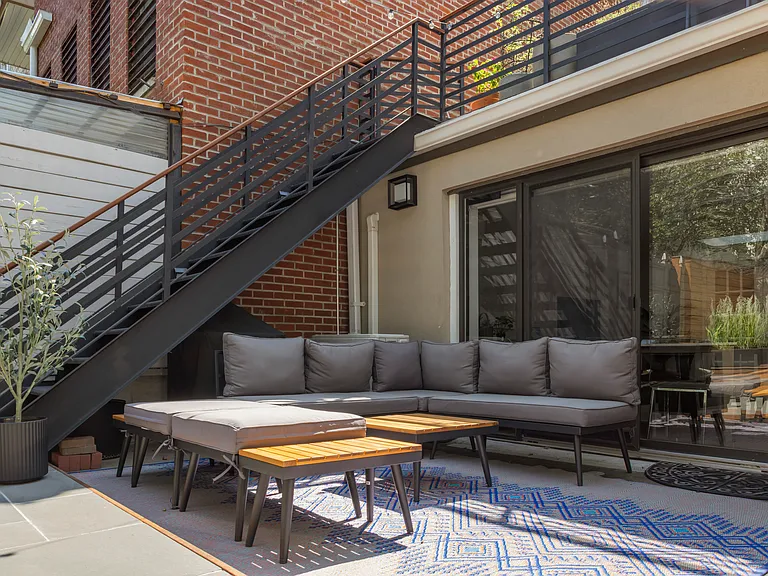 649 De Kalb Ave #1 — Photo 28