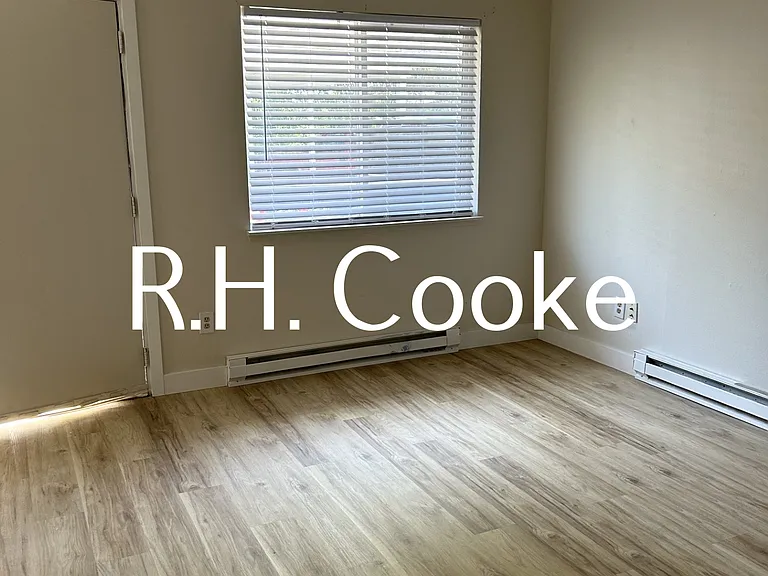6621-23 N Lee St #6621 — Photo 4