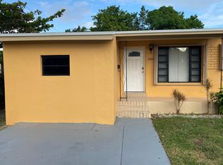 15861 NE 14th Ct, North Miami Beach, FL 33162