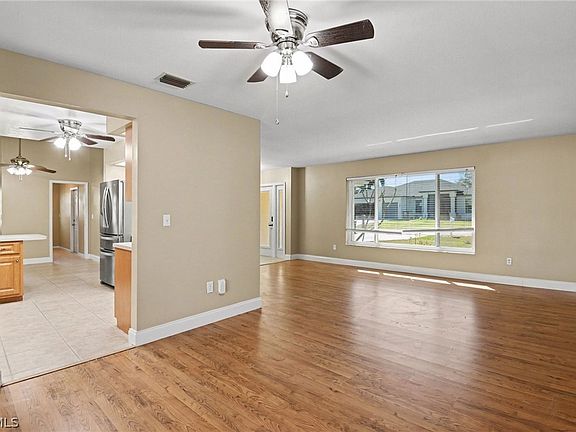 5th image of 1807 SE 15th St