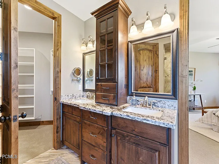 3286 Lower Saddleback Rd — Photo 31