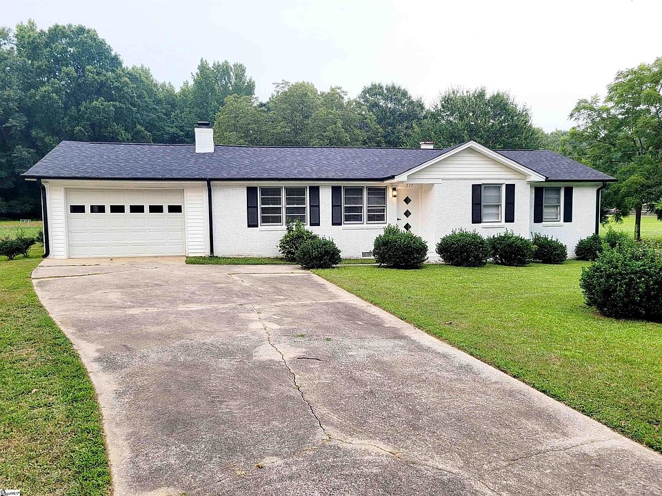 1st image of 217 Eastbrook Dr