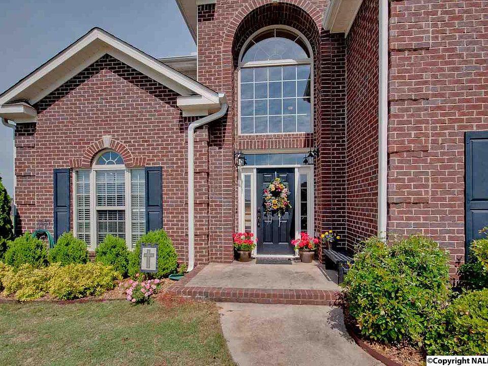 1st image of 16373 Bruton Cir NW