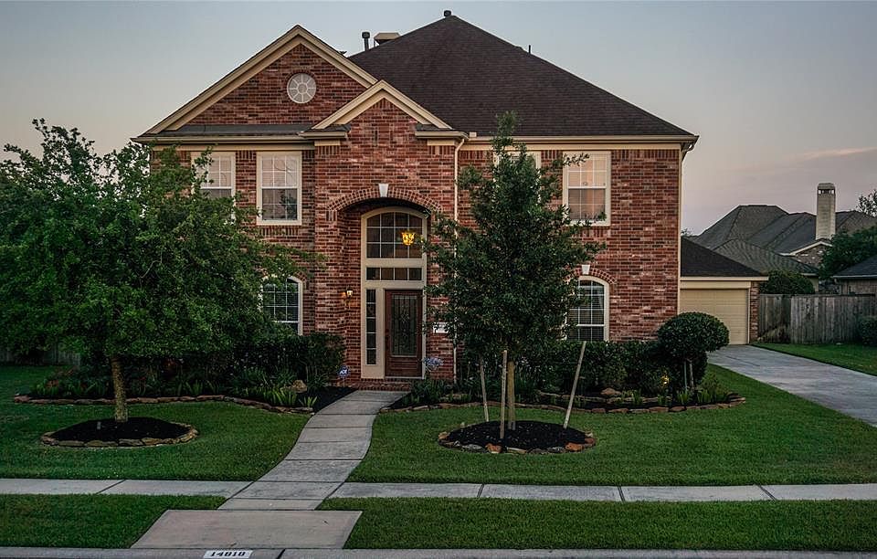 1st image of 14818 Barton Grove Ln