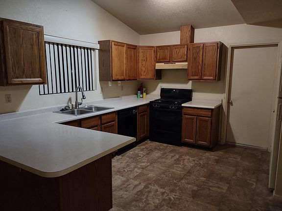 2nd image of 300 Church St APT A