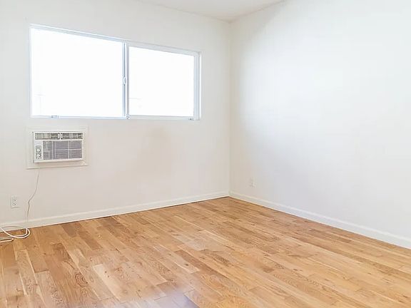 4th image of 1954 Cheremoya Ave APT 9